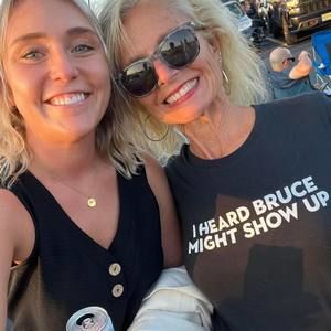 Meet your Posher, Annette